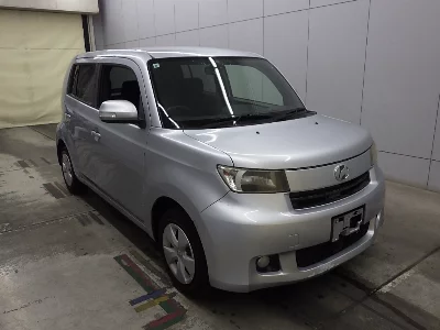 TOYOTA BB