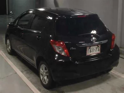 TOYOTA VITZ