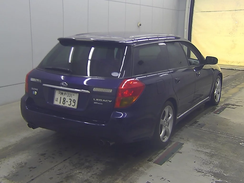 Subaru Legacy  с аукциона в Японии