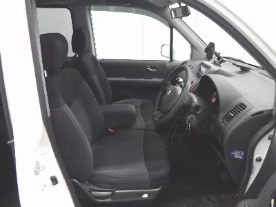 HONDA MOBILIO SPIKE