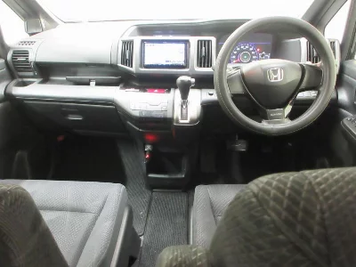 HONDA STEPWGN SPADA