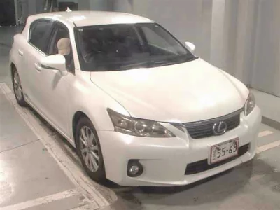 Lexus CT200h