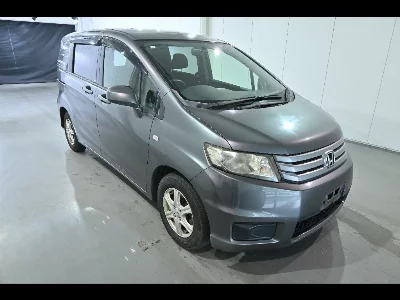 HONDA FREED SPIKE