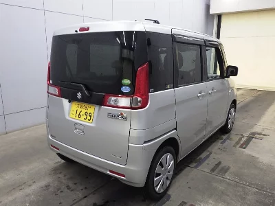 Suzuki Spacia