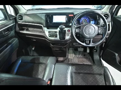 HONDA N-WGN