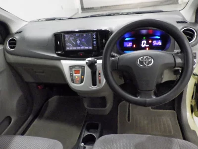 TOYOTA PIXIS EPOCH