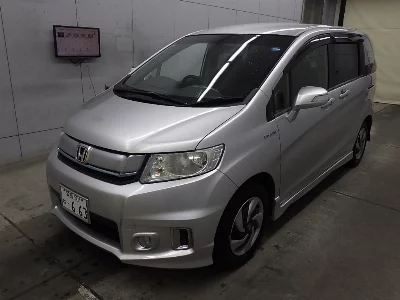 HONDA FREED SPIKE