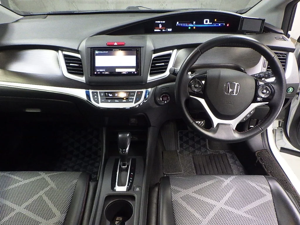 Honda Jade  с аукциона в Японии