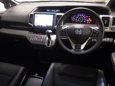HONDA STEPWGN SPADA