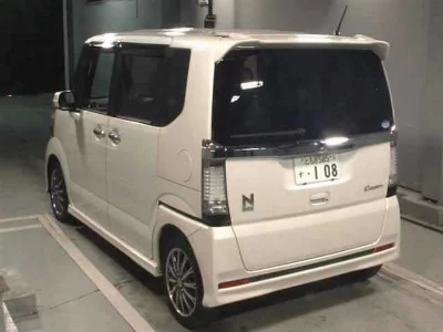 HONDA N BOX CUSTOM