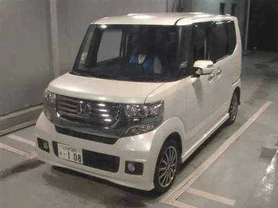 HONDA N BOX CUSTOM