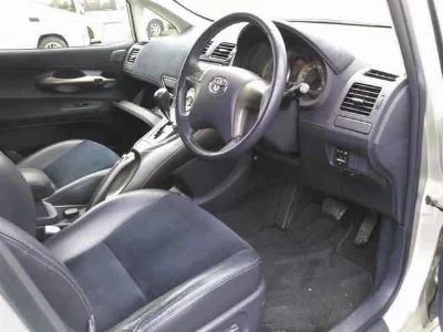 TOYOTA BLADE