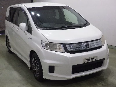 HONDA FREED SPIKE