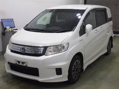 HONDA FREED SPIKE