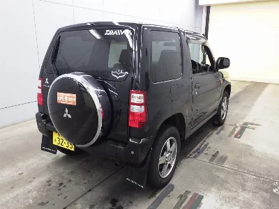 Mitsubishi Pajero Mini