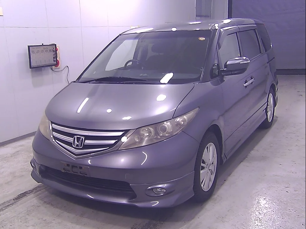 Honda Elysion  с аукциона в Японии