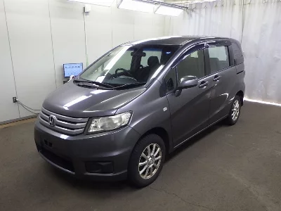 HONDA FREED SPIKE