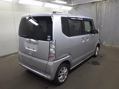 HONDA N BOX +