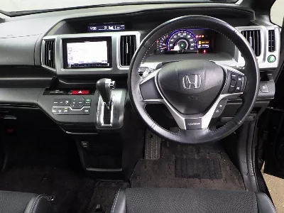 HONDA STEPWGN SPADA