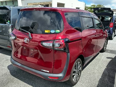 TOYOTA SIENTA