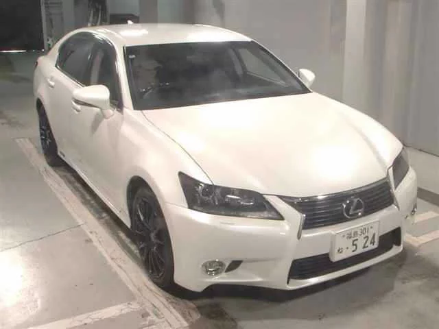 Lexus GS  с аукциона в Японии