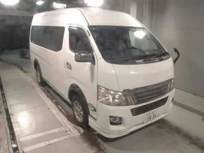 Nissan NV350 Caravan