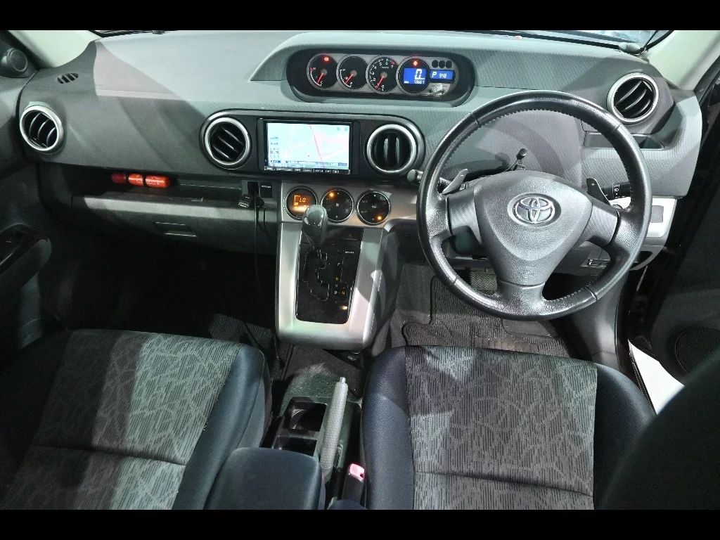 Toyota Corolla Rumion  с аукциона в Японии