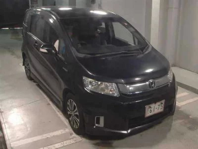 HONDA FREED SPIKE