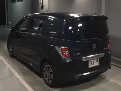 HONDA FREED SPIKE