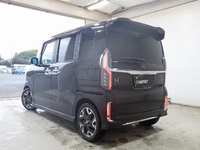 HONDA N BOX CUSTOM