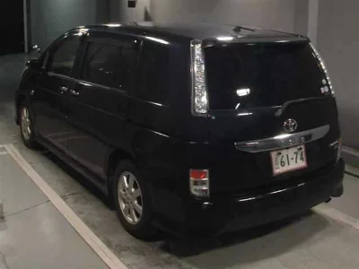 TOYOTA ISIS