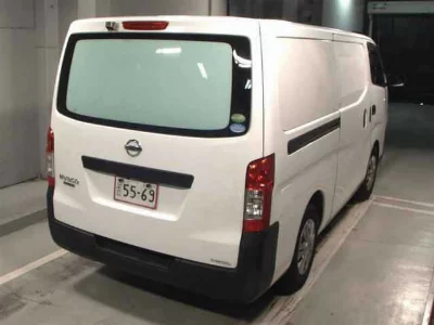 Nissan NV350 Caravan