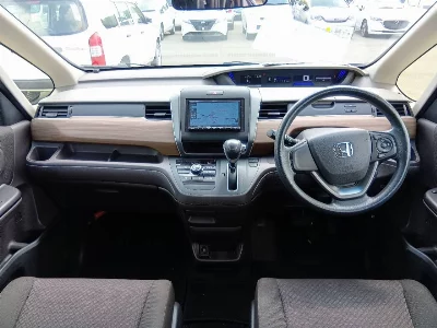 HONDA FREED+