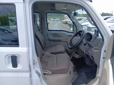 Nissan NV100 Clipper