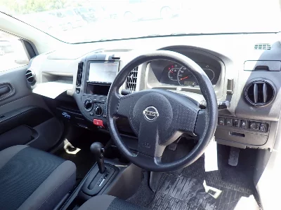 Nissan AD