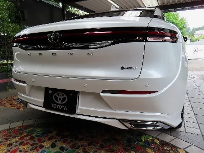 TOYOTA CROWN CROSSOVER