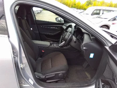MAZDA MAZDA3 FASTBACK