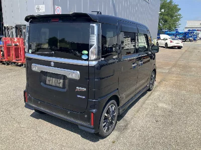 Suzuki Spacia Custom