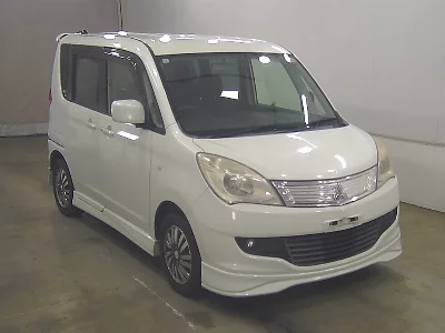 Mitsubishi Delica D:2