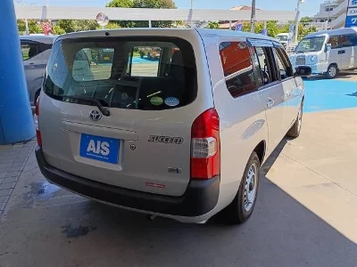 TOYOTA SUCCEED VAN