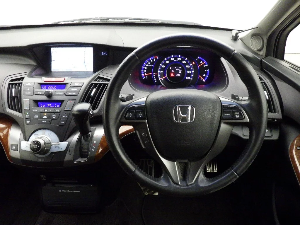Honda Odyssey  с аукциона в Японии