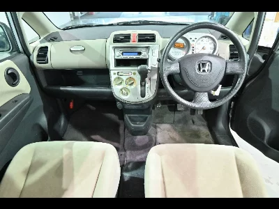 HONDA LIFE