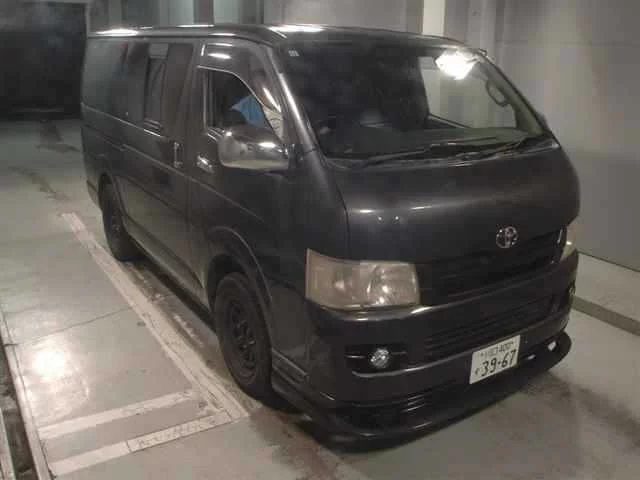 Toyota RegiusAce  с аукциона в Японии