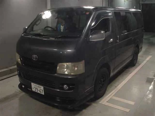 Toyota RegiusAce  с аукциона в Японии
