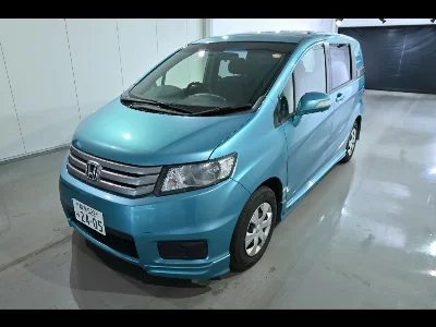 HONDA FREED SPIKE