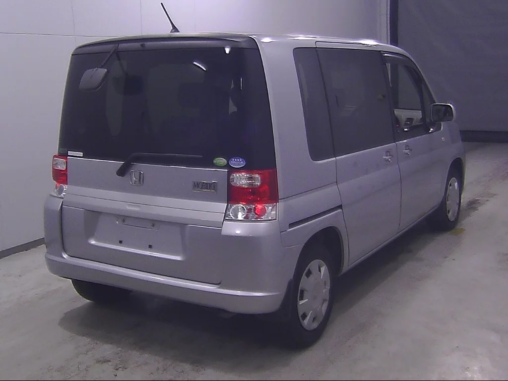 Honda Mobilio  с аукциона в Японии