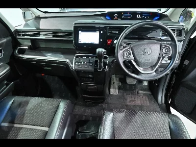 HONDA STEPWGN SPADA