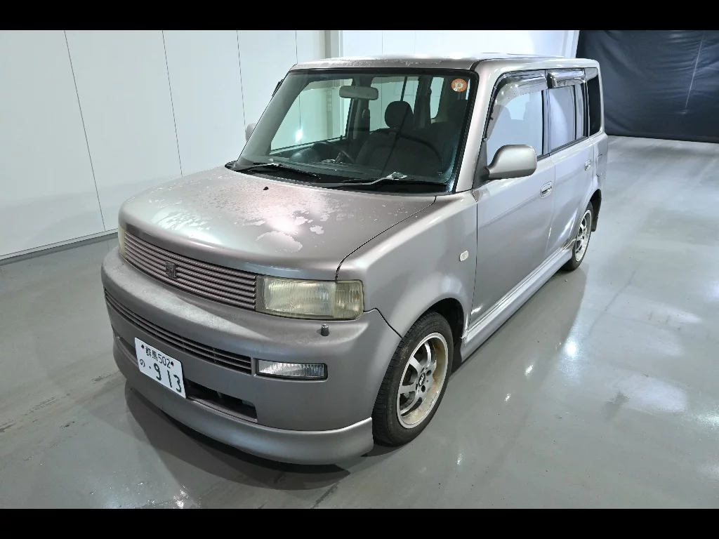 Toyota bB  с аукциона в Японии