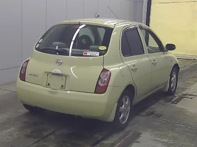 Nissan March