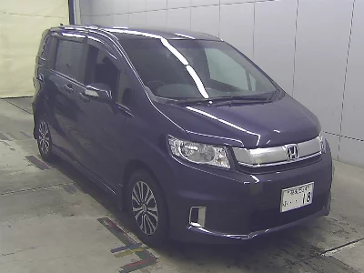 Honda Freed Spike